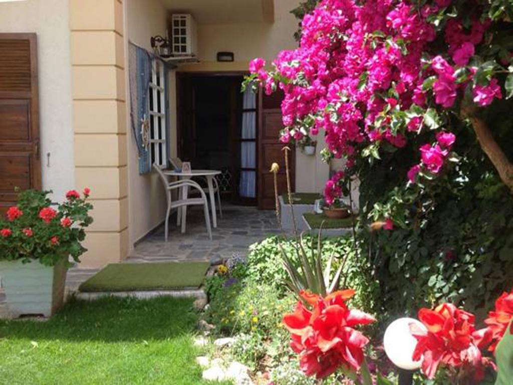 Asterias Studios & Apartments Kalyves Exterior photo